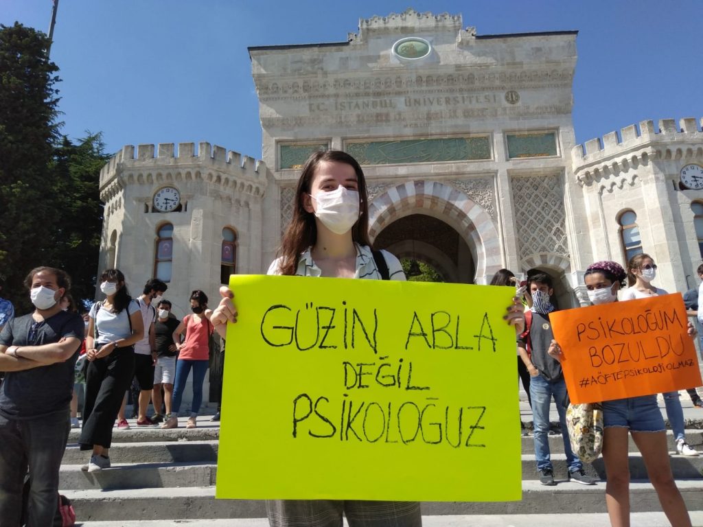 istanbul universitesi psikoloji bolumu ogrencileri eylemde karsi mahalle